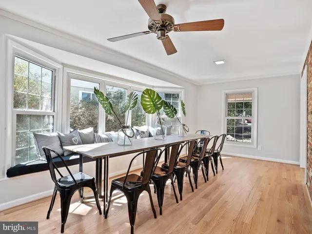 9138 Leghorn Pl, Fairfax, Virginia 22031