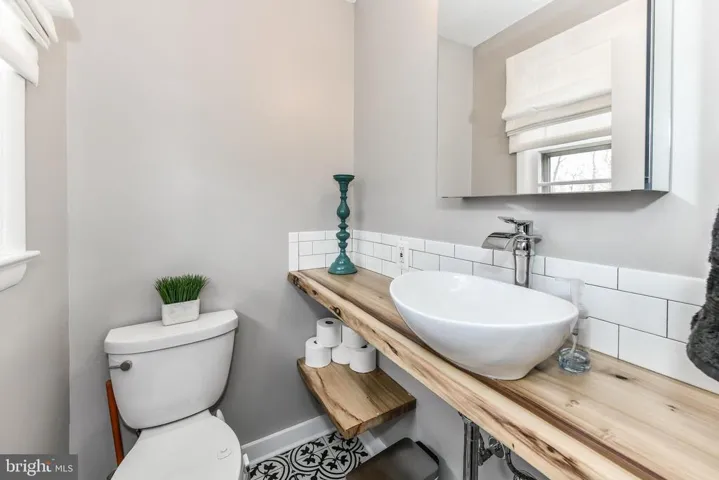 6439 Lignum St, Springfield, Virginia 22150