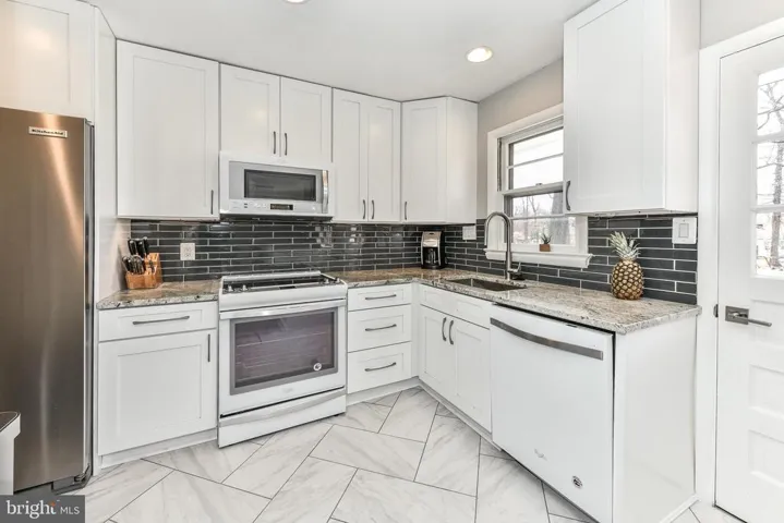 6439 Lignum St, Springfield, Virginia 22150