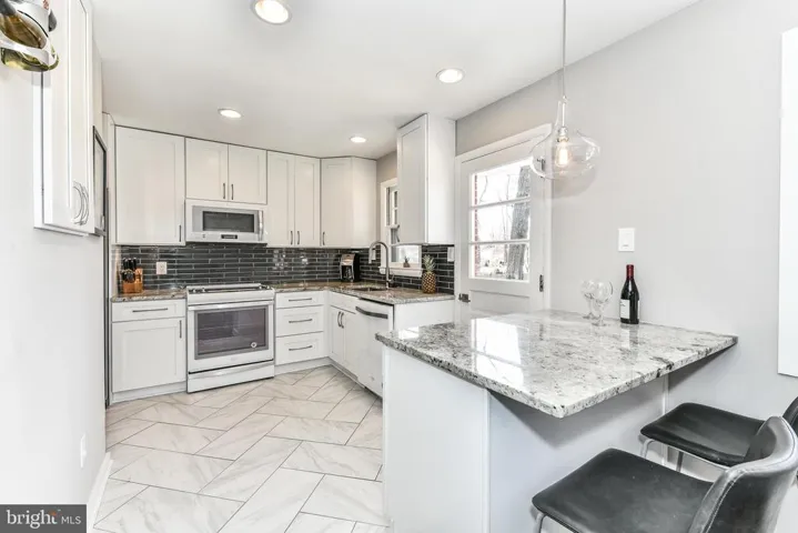 6439 Lignum St, Springfield, Virginia 22150