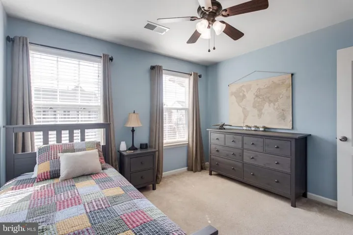 16828 Adrift Ct, Woodbridge, Virginia 22191