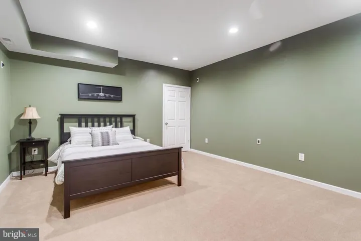 16828 Adrift Ct, Woodbridge, Virginia 22191