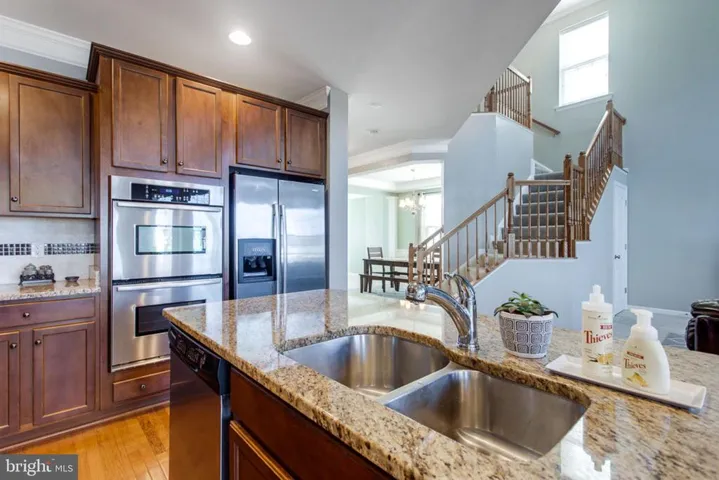 16828 Adrift Ct, Woodbridge, Virginia 22191