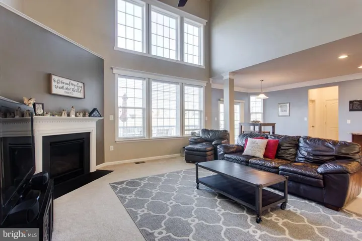 16828 Adrift Ct, Woodbridge, Virginia 22191