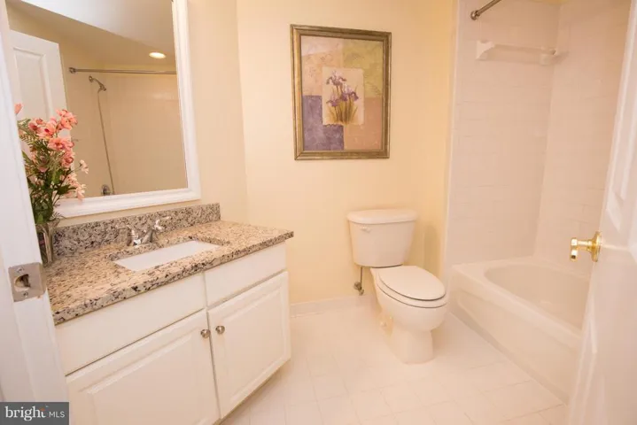 9198 Topaz St, Fairfax, Virginia 22031