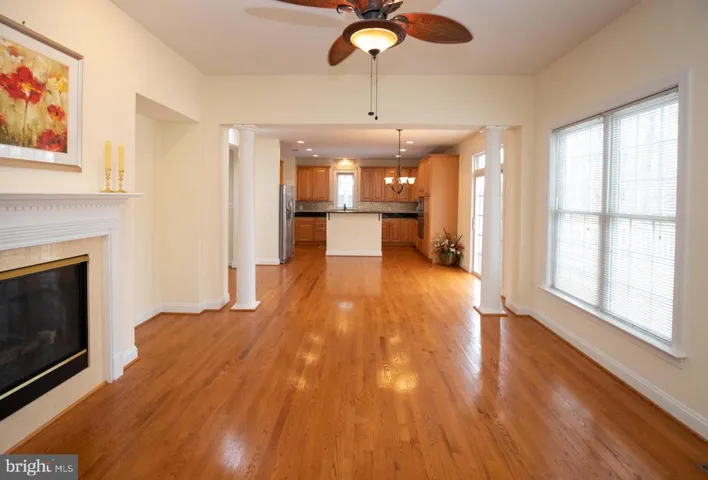 9198 Topaz St, Fairfax, Virginia 22031