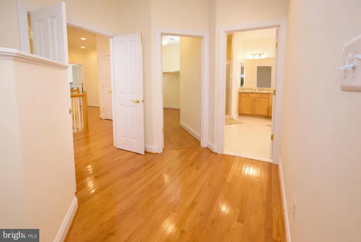 9198 Topaz St, Fairfax, Virginia 22031