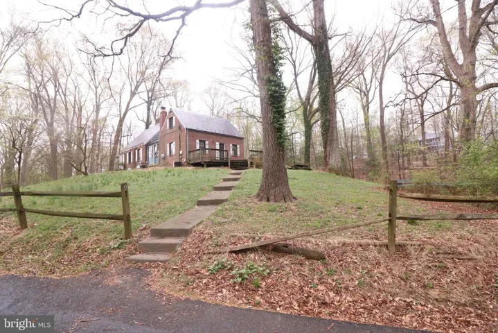 6116 Old Dominion, Mclean, Virginia 22101