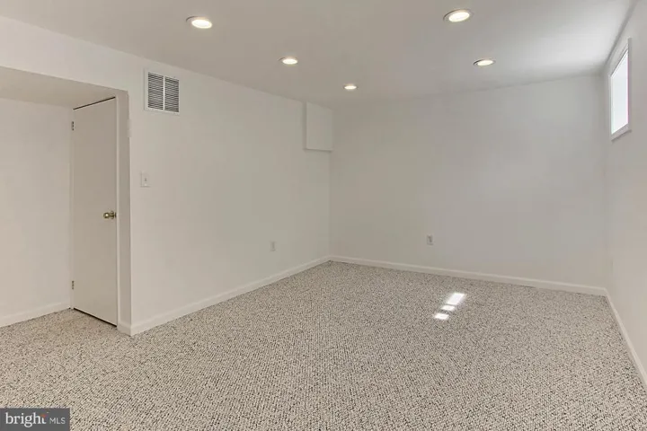 11854 Saint Trinians Ct, Reston, Virginia 20191