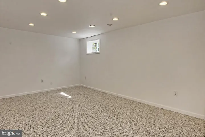 11854 Saint Trinians Ct, Reston, Virginia 20191