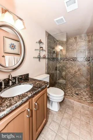 820 Bashford Ln, Alexandria, Virginia 22314