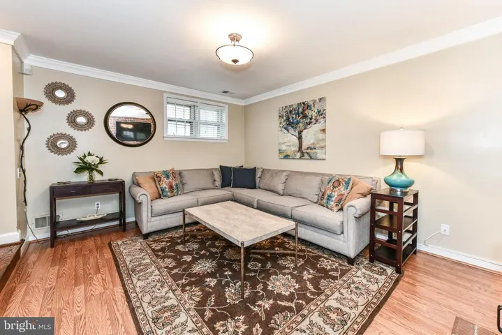 820 Bashford Ln, Alexandria, Virginia 22314