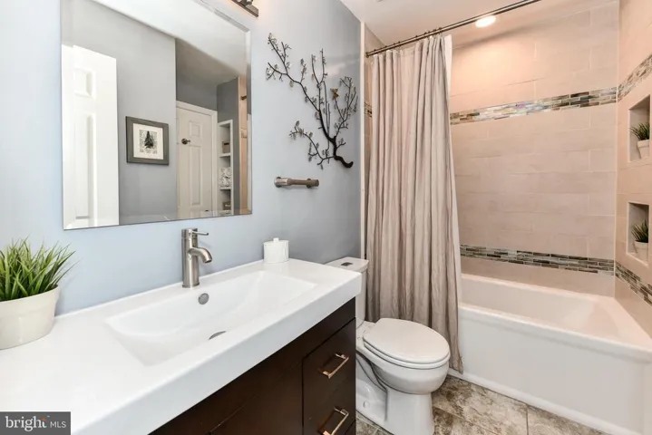 820 Bashford Ln, Alexandria, Virginia 22314