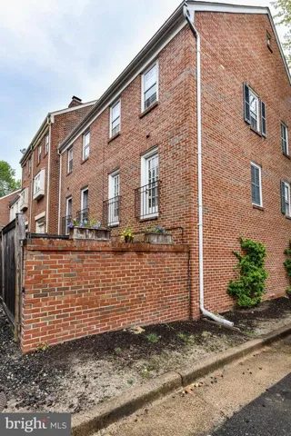 820 Bashford Ln, Alexandria, Virginia 22314