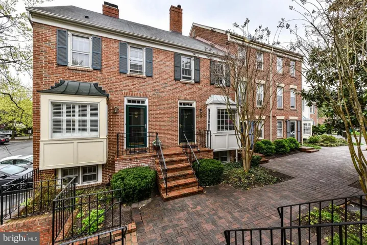820 Bashford Ln, Alexandria, Virginia 22314