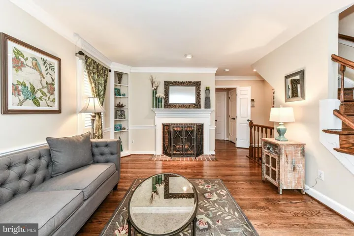 820 Bashford Ln, Alexandria, Virginia 22314