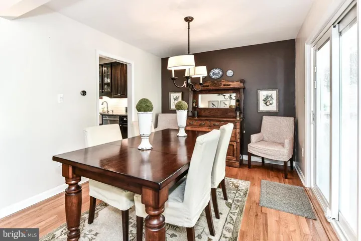 2412 Parkers Ln, Alexandria, Virginia 22306