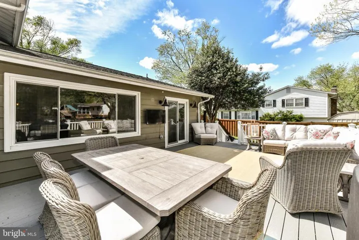 2412 Parkers Ln, Alexandria, Virginia 22306