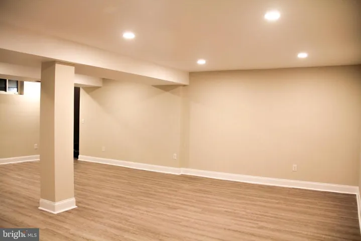 2412 Parkers Ln, Alexandria, Virginia 22306