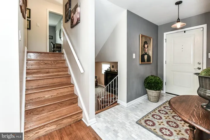 2412 Parkers Ln, Alexandria, Virginia 22306