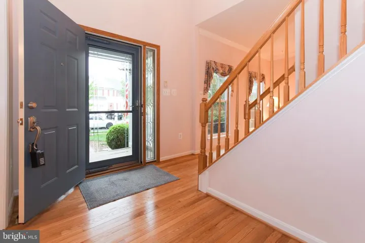 9312 Brandon St, Manassas Park, Virginia 20111