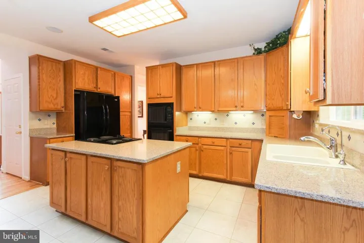 9312 Brandon St, Manassas Park, Virginia 20111
