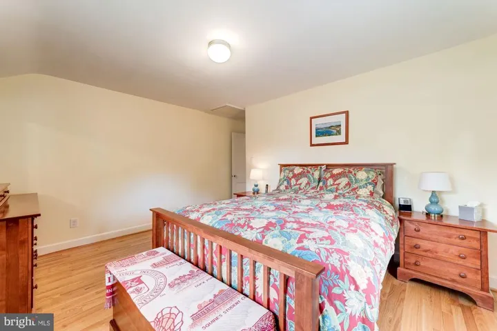 2427 N Roosevelt St, Arlington, Virginia 22207