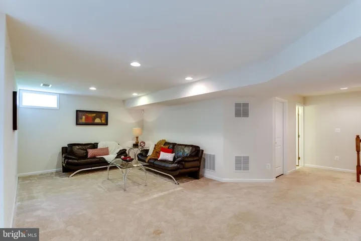 4613 Kling Dr. Dr, Alexandria, Virginia 22312