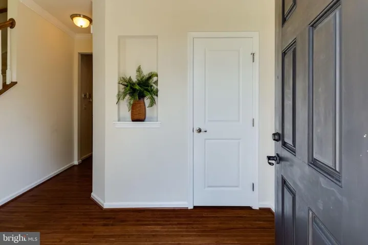 4613 Kling Dr. Dr, Alexandria, Virginia 22312