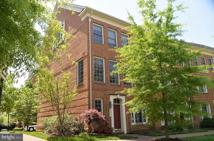 422 Ferdinand Day Dr, Alexandria, Virginia 22304