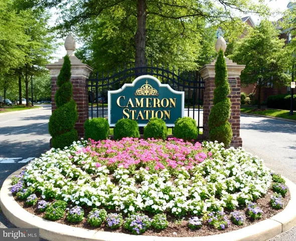 422 Ferdinand Day Dr, Alexandria, Virginia 22304