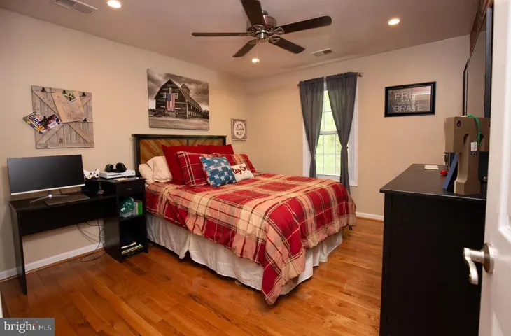 5624 Kemp Ln, Burke, Virginia 22015