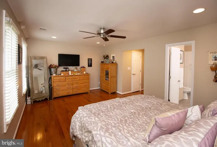 5624 Kemp Ln, Burke, Virginia 22015