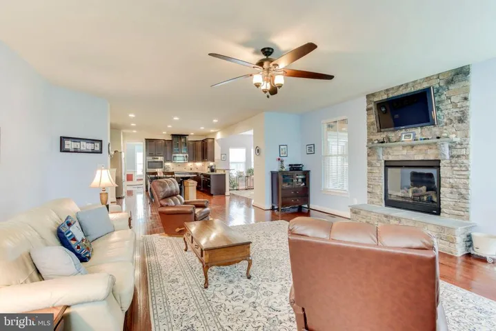 42212 Madturkey Run Pl, Chantilly, Virginia 20152