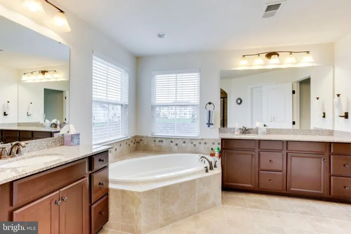 42212 Madturkey Run Pl, Chantilly, Virginia 20152