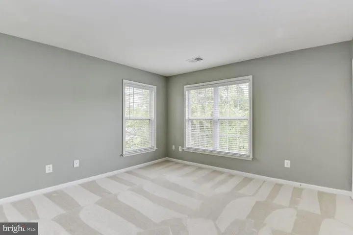 6770 Sycamore Park Dr, Haymarket, Virginia 20169