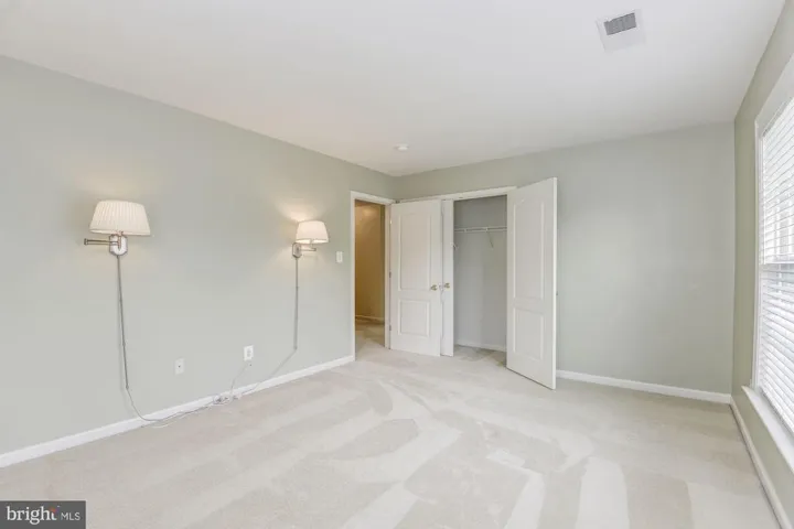 6770 Sycamore Park Dr, Haymarket, Virginia 20169