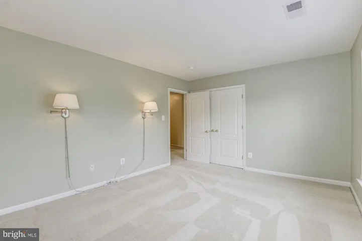 6770 Sycamore Park Dr, Haymarket, Virginia 20169