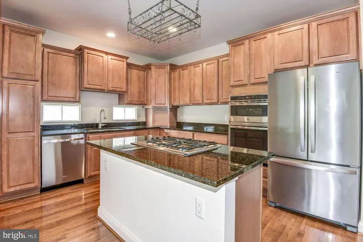6770 Sycamore Park Dr, Haymarket, Virginia 20169