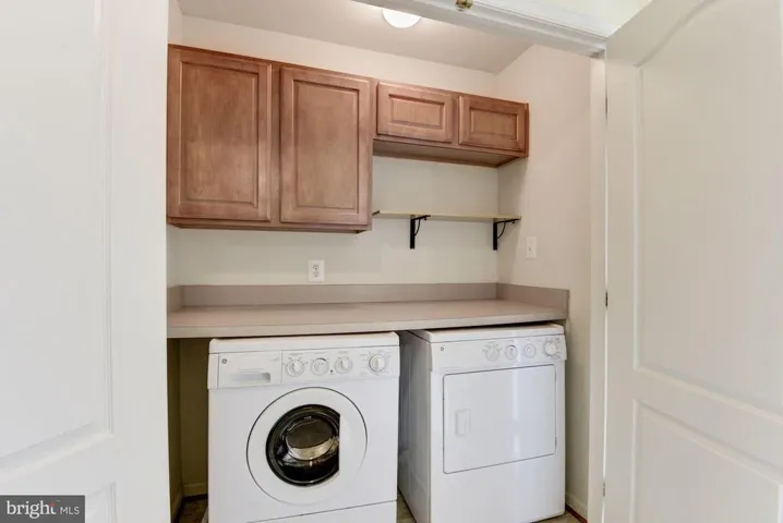 6770 Sycamore Park Dr, Haymarket, Virginia 20169