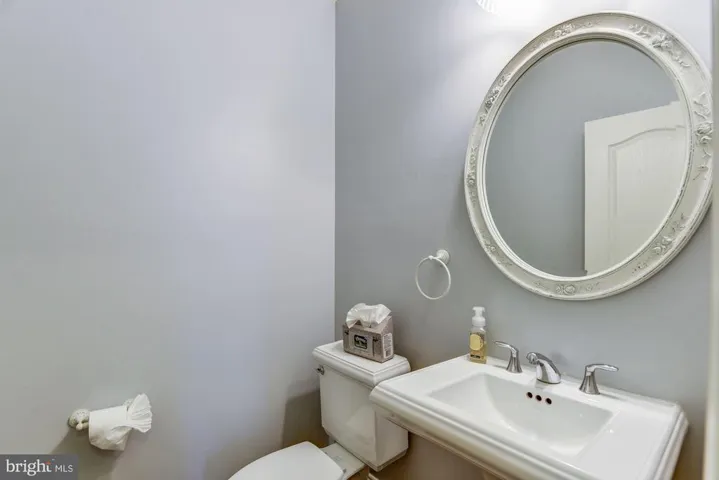 6770 Sycamore Park Dr, Haymarket, Virginia 20169