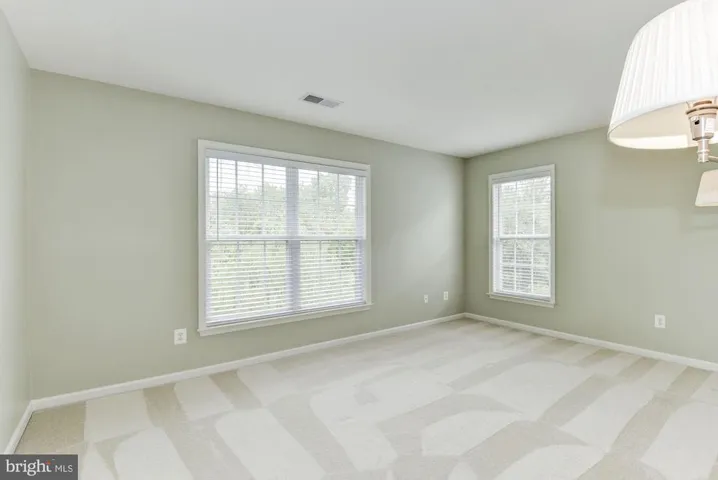 6770 Sycamore Park Dr, Haymarket, Virginia 20169