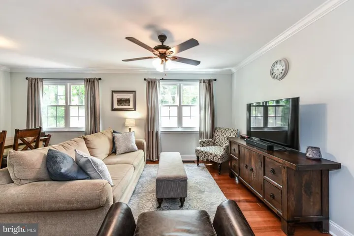 7741 Trevino Ln, Falls Church, Virginia 22043