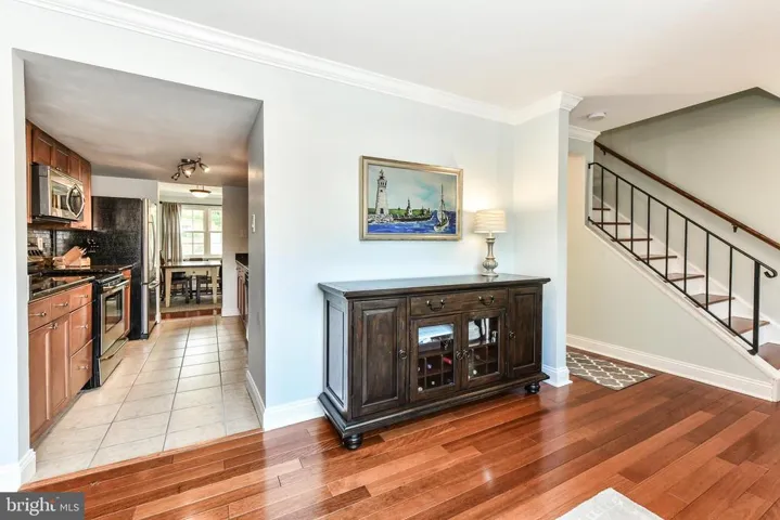 7741 Trevino Ln, Falls Church, Virginia 22043