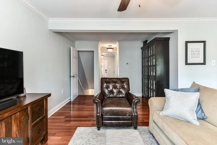 7741 Trevino Ln, Falls Church, Virginia 22043