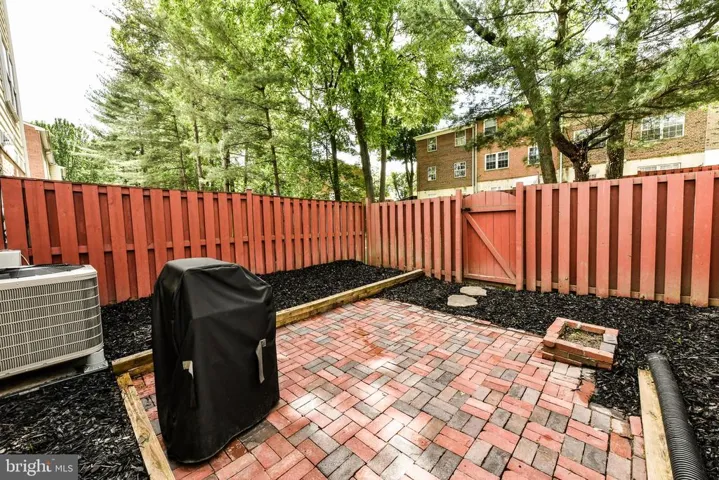 7741 Trevino Ln, Falls Church, Virginia 22043