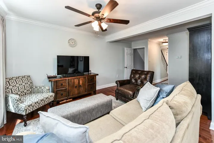 7741 Trevino Ln, Falls Church, Virginia 22043