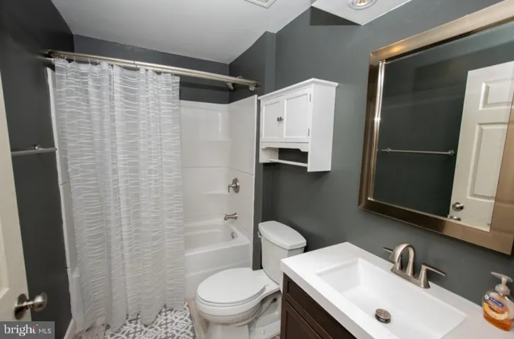 9900 Wellford Ct, Fredericksburg, Virginia 22407