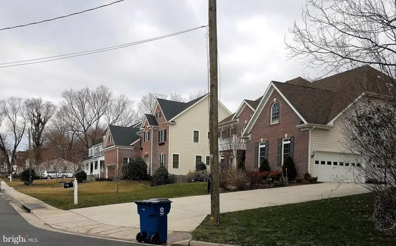 6637 Osborn St, Falls Church, Virginia 22046
