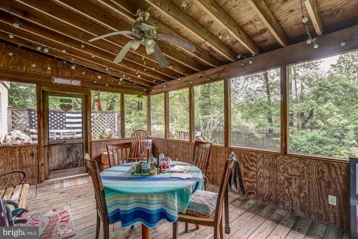 6637 Osborn St, Falls Church, Virginia 22046